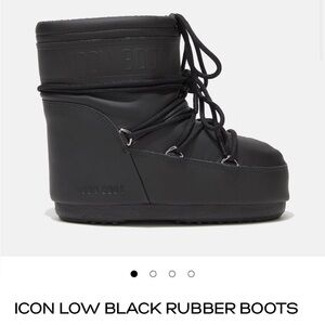 Women's Matte Black Moon Boots
